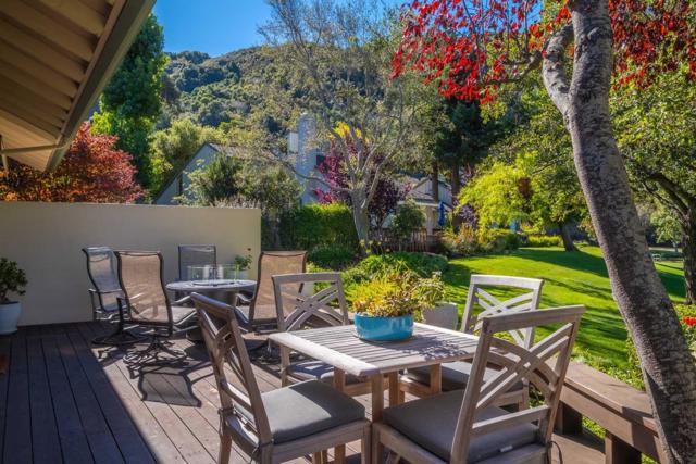 9524 Bay Court, Carmel CA: https://media.crmls.org/mediaz/589a1bb6-ed57-406b-a406-35e8275edde0.jpg