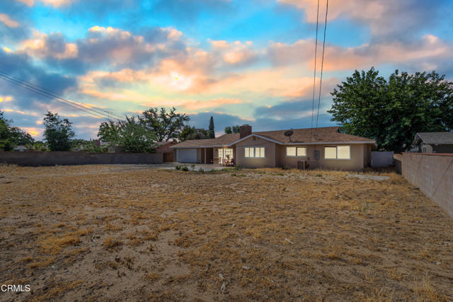 543 E Avenue J1, Lancaster CA: https://media.crmls.org/mediaz/589bccf7-2f77-4b0e-a2ec-0f8e9719f19e.jpg