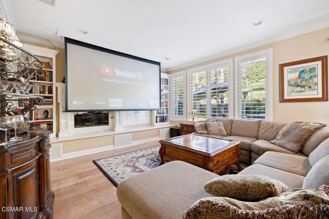 2787 Stonecutter Street, Thousand Oaks CA: https://media.crmls.org/mediaz/589c4059-1892-4f0c-8443-2e3e08143351.jpg