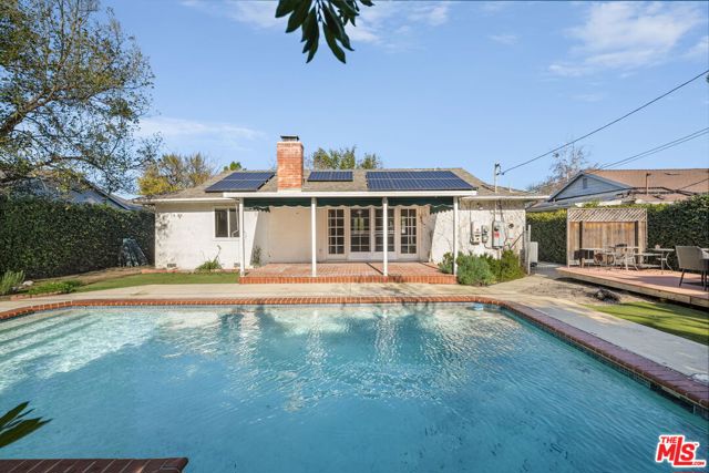 23020 Haynes Street photo 7