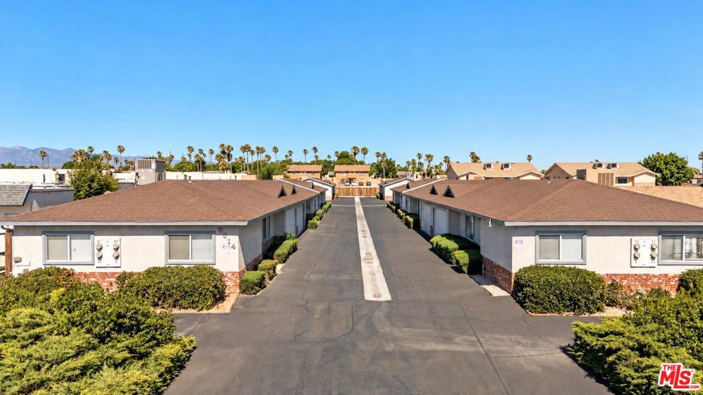 Multifamily at 8914 I Avenue