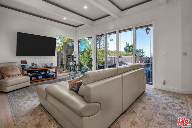 Drew Fenton | 10810 Via Verona Street Los Angeles CA | MLS: 7631190 Drew Fenton | 10810 Via Verona Street Los Angeles CA | MLS: 7631190