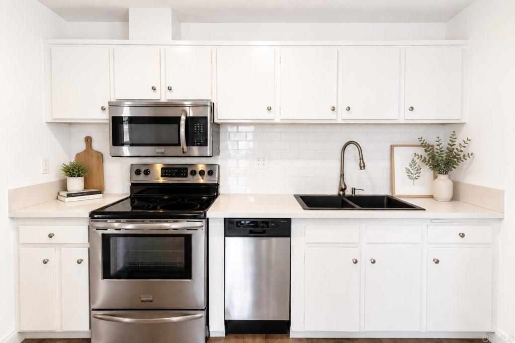 3050 Rue D'orleans - photo 4