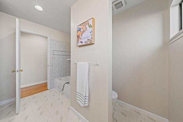 Image 21 of 45 For 3393 Sutton Loop