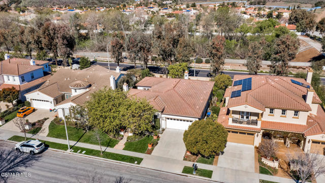 5199 Via Dolores, Newbury Park CA: https://media.crmls.org/mediaz/589e905d-dc5e-411b-ab39-d7d0631f8eed.jpg