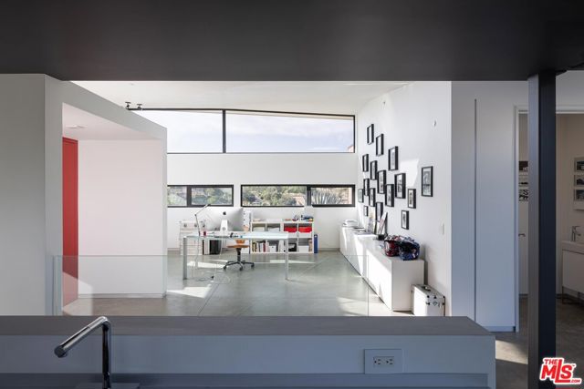 36453 Via El Pais Bonita, Temecula CA: https://media.crmls.org/mediaz/589ef3e7-31af-4e33-862b-964ceb49f504.jpg