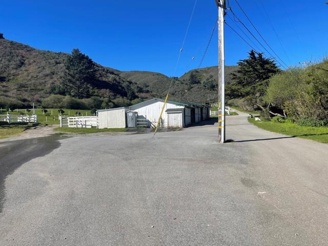 100 Shamrock Ranch Road, Pacifica CA: https://media.crmls.org/mediaz/58a1a384-d756-451c-ac98-7cb21792e57c.jpg