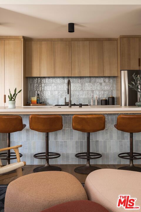 734 Esplanade, Redondo Beach, California 90277, 2 Bedrooms Bedrooms, ,2 BathroomsBathrooms,Residential,For Sale,Esplanade,25559139
