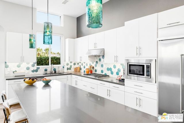 1297 Celadon Street, Palm Springs, CA 92262