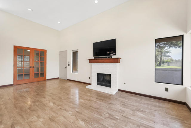 41515 Navarre Court, Palm Desert CA: https://media.crmls.org/mediaz/58a3c1d5-cb26-4984-adfe-c16aa40b40dc.jpg