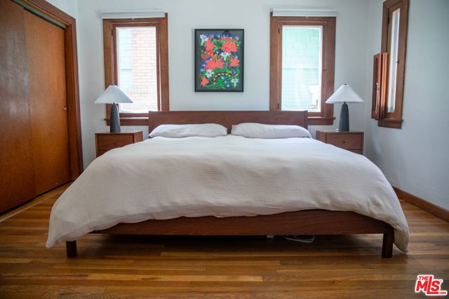 898 N Chester Avenue, Pasadena CA: https://media.crmls.org/mediaz/58a3e7fa-3a7a-4be2-b92b-c52d26a5fc28.jpg