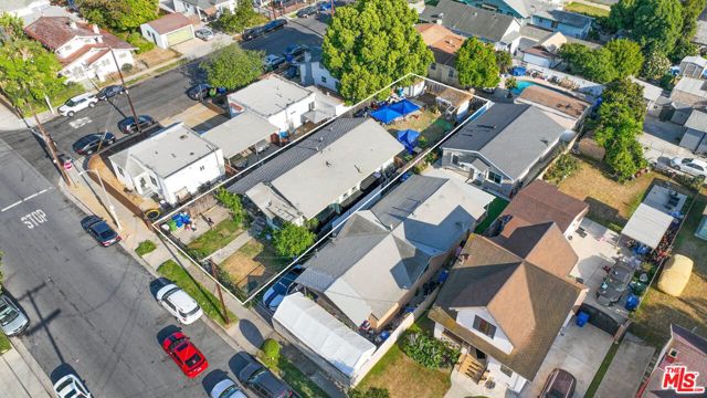 1572 W 37th Place, Los Angeles CA: https://media.crmls.org/mediaz/58a3fecc-5981-4c2c-9fc6-61c5b3b170c5.jpg