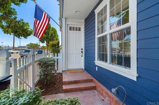 Detail Gallery Image 9 of 75 For 701 H Ave, Coronado,  CA 92118 - 3 Beds | 2/1 Baths