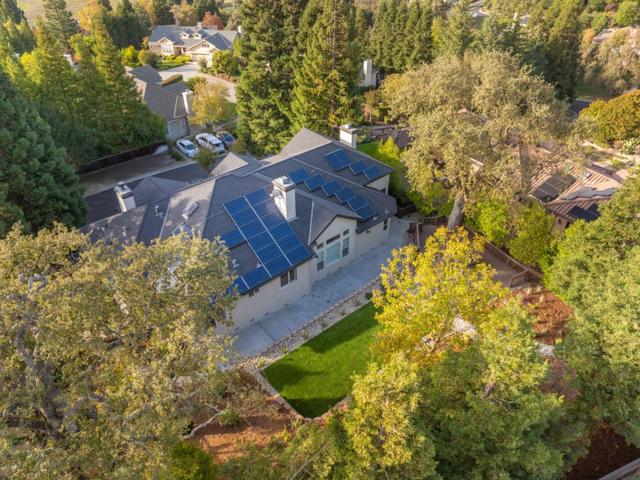 2360 Sunflower Circle, Gilroy CA: https://media.crmls.org/mediaz/58a7963e-2346-4cd9-8855-656e3ac63ebd.jpg