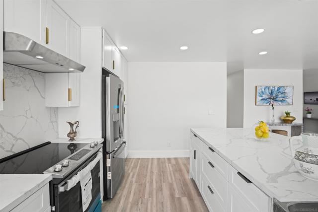12645 Pacato Circle S, San Diego CA: https://media.crmls.org/mediaz/58a9439d-c1fc-4e5c-8d98-ee03581432f4.jpg