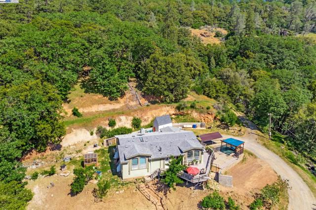 3698 Braden Road, Camino CA: https://media.crmls.org/mediaz/58a94ce7-6bb7-448d-b3ba-b4f46f93dcae.jpg