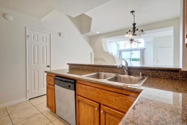 Detail Gallery Image 1 of 1 For 29583 Cara Way, Temecula,  CA 92591 - 3 Beds | 2/1 Baths