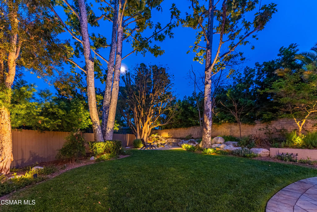 https://media.crmls.org/mediaz/58aa48b5-1260-4f53-9994-d62b50ea9fe1.jpg?preset=X-Large