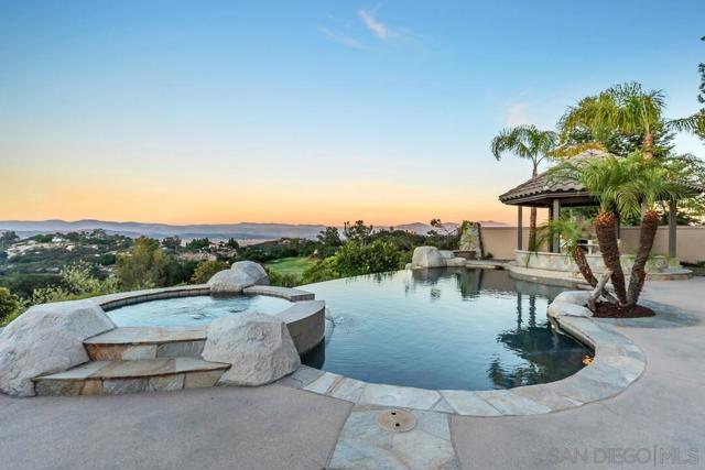 17002 Obsidian Dr, Ramona CA: https://media.crmls.org/mediaz/58aa5592-92f9-4767-a20a-2cb7a3bd0f2c.jpg