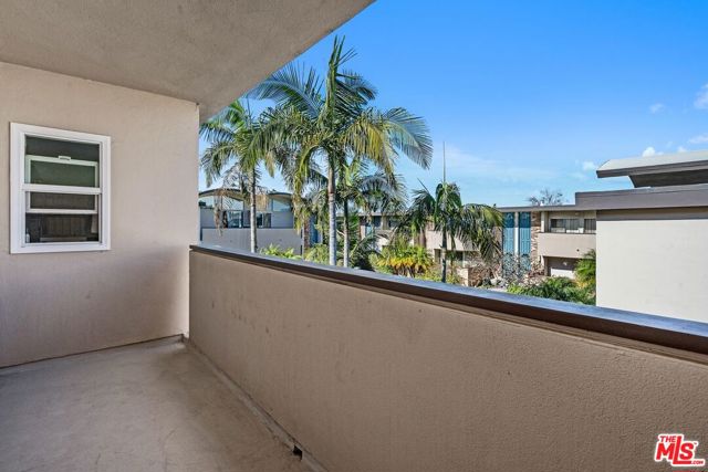 4716 La Villa Marina, C photo 25
