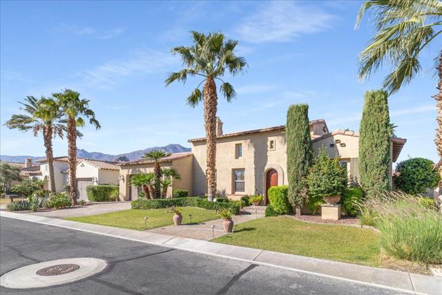 57865 Rosewood Court, La Quinta CA: https://media.crmls.org/mediaz/58ab237c-c28a-4f3b-8797-301bfbc0b2ee.jpg