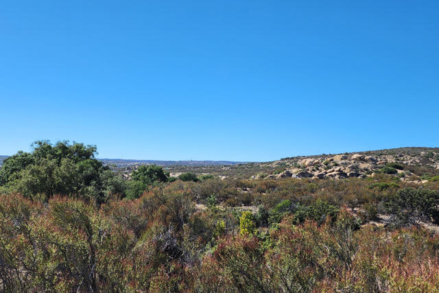 1 Rocky Knoll Road, Boulevard CA: https://media.crmls.org/mediaz/58ab6ada-fb4d-4fec-9204-c86bf5a2d3de.jpg