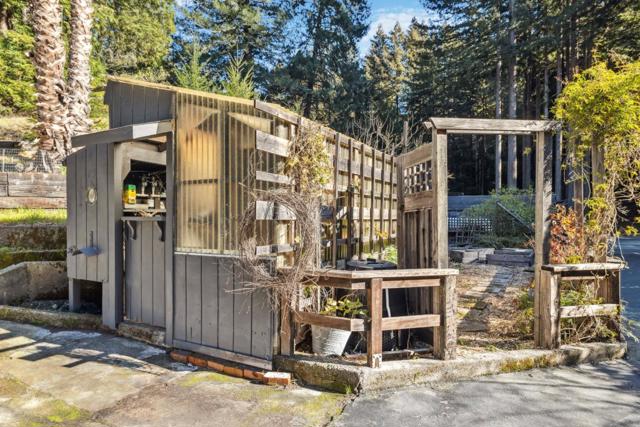 1931 Gold Gulch Road, Felton CA: https://media.crmls.org/mediaz/58ab7620-26b8-4542-b3c1-365b2aac05d2.jpg