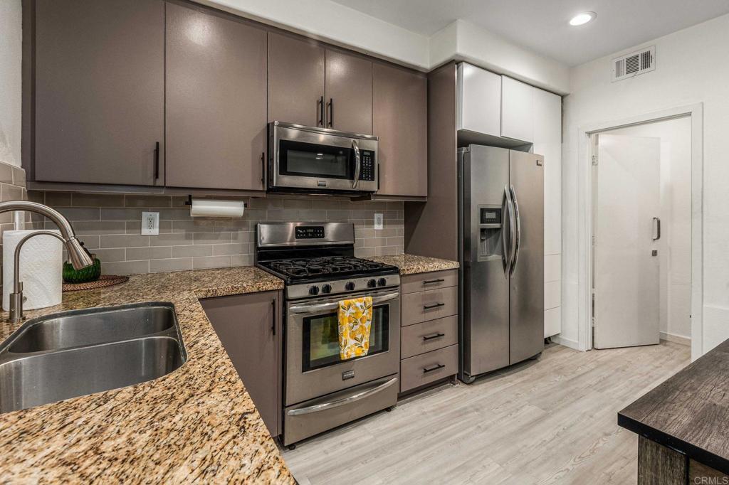 2241 Indus Way - photo 4