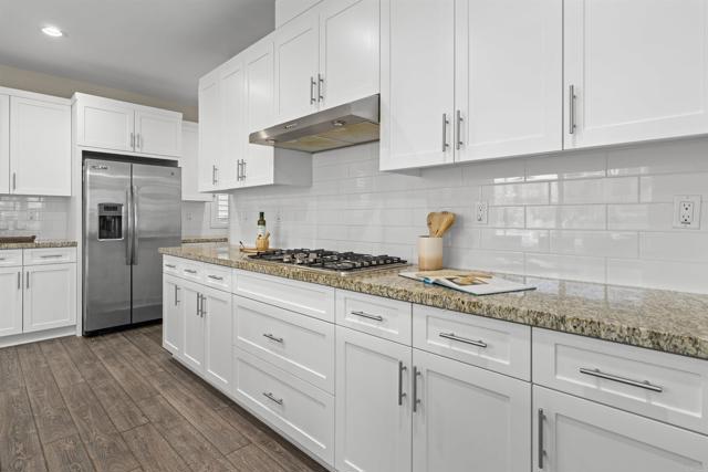 Image 12 of 52 For 1077 Calle Pilares