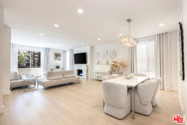 1164 Wellesley Avenue, Los Angeles, CA 90049