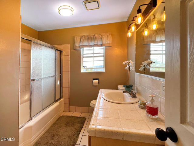3058 Cloudcrest Road, La Crescenta CA: https://media.crmls.org/mediaz/58afc9ca-8882-44e3-90ad-24123ea77721.jpg