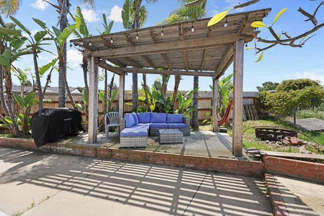 Detail Gallery Image 21 of 33 For 7001 Lemonwood Ln, Lemon Grove,  CA 91945 - 4 Beds | 3 Baths