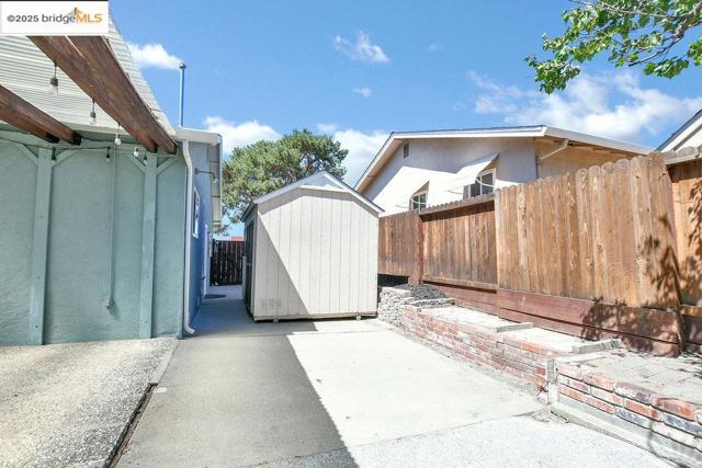232 Boulder Drive, Antioch CA: https://media.crmls.org/mediaz/58b078d0-fc15-4ea0-9b2a-07e2e6379529.jpg