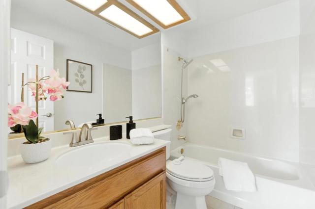553 Mill River Lane, San Jose CA: https://media.crmls.org/mediaz/58b1a593-aa8c-4139-ac56-f88ffa2a258c.jpg