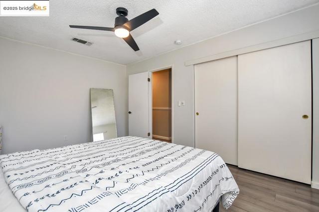 16059 Bizzibe St, Lathrop CA: https://media.crmls.org/mediaz/58b1f48e-7b47-4c1b-9d93-1d0e54a92c2c.jpg