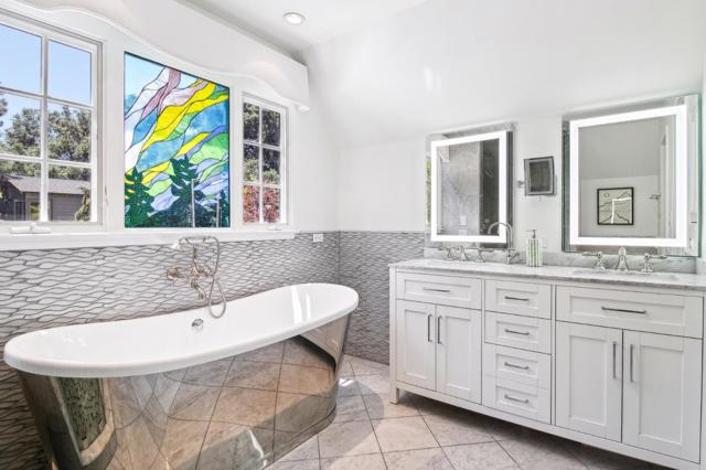 1716 Fulton Street, Palo Alto CA: https://media.crmls.org/mediaz/58b20e4b-1fdf-4869-b143-cd0b0d645d40.jpg