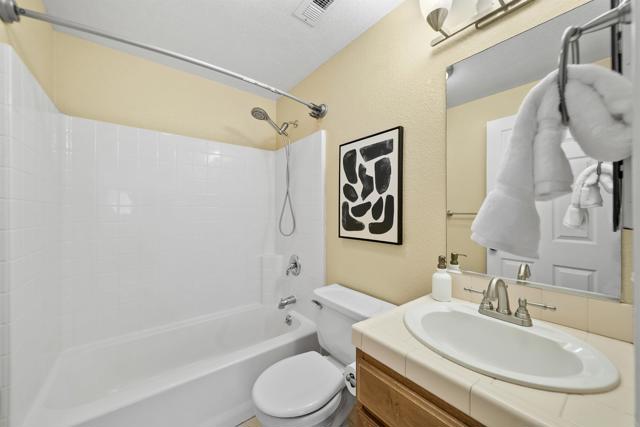 Image 13 of 46 For 3223 Dehesa Road 32