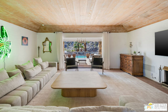 Image 7 of 53 For 252 Ridge Road