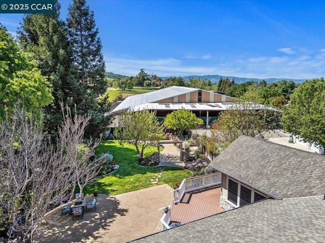 1101 North Gate Road, Walnut Creek CA: https://media.crmls.org/mediaz/58b449f4-a710-4889-b849-0ef5532e3970.jpg