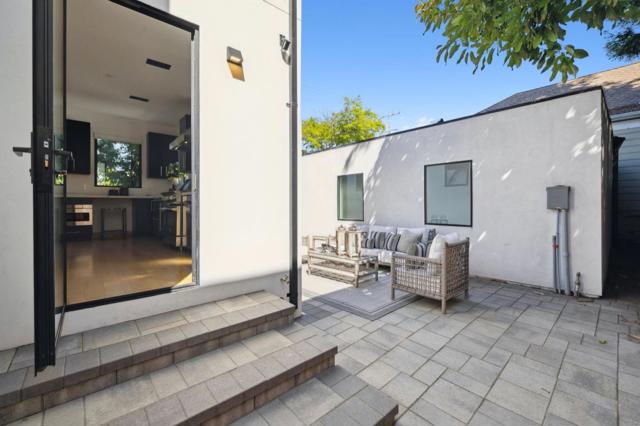 33 Highland Avenue, Burlingame CA: https://media.crmls.org/mediaz/58b5983f-4495-4e80-ada2-ae08bfaf512b.jpg