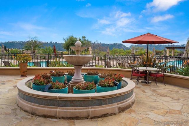 2788 Villas Way, San Diego CA: https://media.crmls.org/mediaz/58b6effb-2c46-4ed3-a3f4-800cbed1f978.jpg