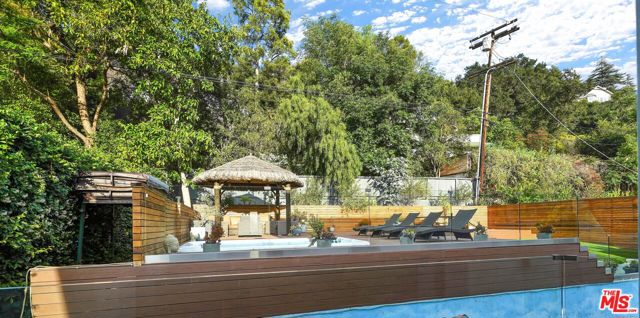 3964 Beverly Glen Boulevard photo 7