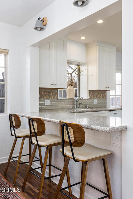 Detail Gallery Image 12 of 44 For 3600 Buena Vista Ave, Glendale,  CA 91208 - 3 Beds | 2/1 Baths