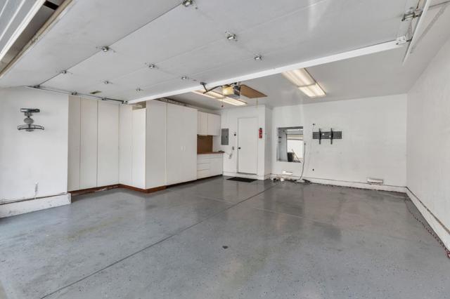 15173 Yosemite Way, Morgan Hill CA: https://media.crmls.org/mediaz/58b73bac-3144-40aa-bc42-c5e51dc7fb06.jpg