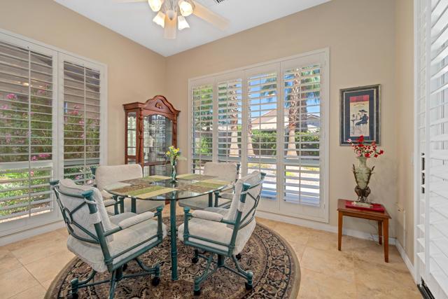 Image 18 of 28 For 78638 Sunrise Canyon Avenue