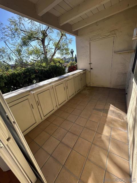 6808 Hyde Park Drive, San Diego CA: https://media.crmls.org/mediaz/58b8750c-354f-4112-9fa4-d07cfe180f85.jpg