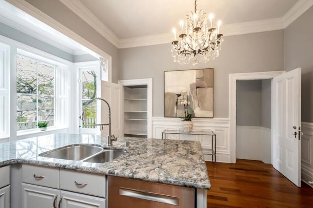 4087 17th Street, San Francisco CA: https://media.crmls.org/mediaz/58b8fcea-0890-4dcd-8cf3-5ca46f764bb8.jpg