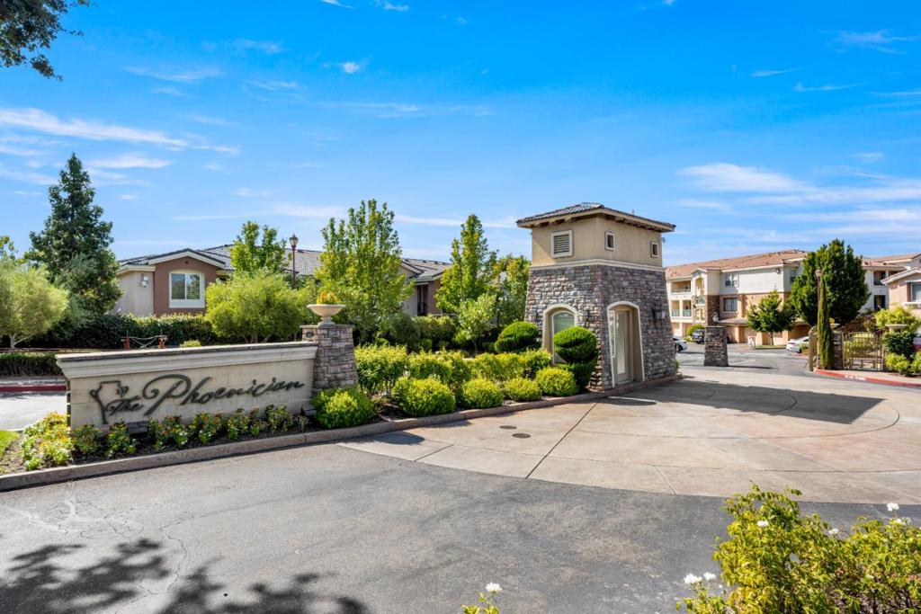 1501 Secret Ravine Pkwy #526