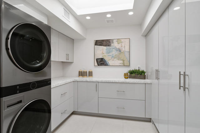 73450 Dalea Lane, Palm Desert CA: https://media.crmls.org/mediaz/58ba2f68-174d-42fd-9986-96fe32443a7c.jpg
