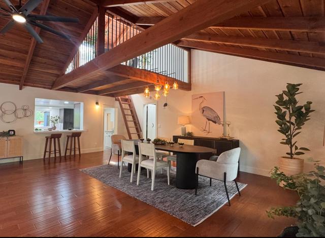 19940 Oakmont Drive, Los Gatos CA: https://media.crmls.org/mediaz/58ba6179-7ad0-4d12-8320-afb1eabe9fa1.jpg